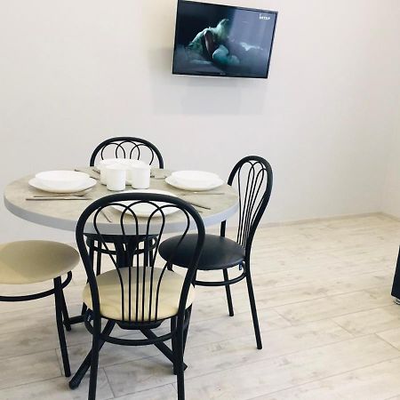 Welcome Apartments В Центре Úzhgorod Exterior foto